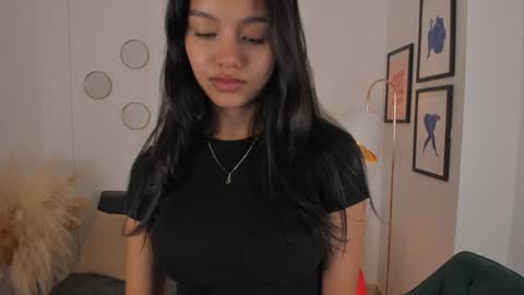 Snapshot of nina_agdal chatting on 12.17.24 NINA online show from 12.17.24