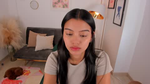 Snapshot of nina_agdal chatting on 01.17.25 NINA online show from 01.17.25