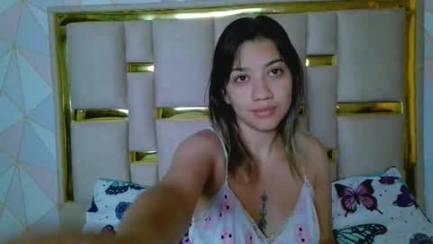 Snapshot of nina_carther chatting on 12.17.25 Nina Carther online show from 12.17.25