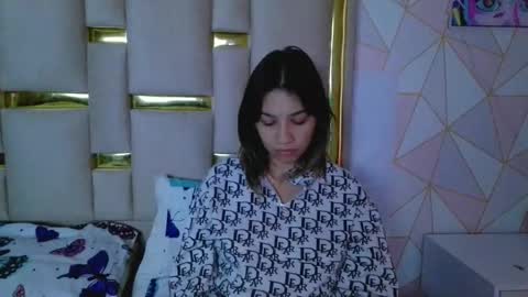 Snapshot of nina_carther chatting on 12.20.25 Nina Carther online show from 12.20.25