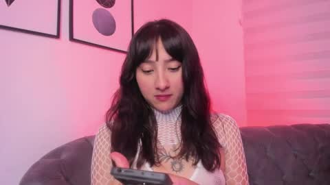 nina_collinns online show from 09.27.25