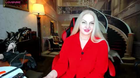 Snapshot of nina_deville chatting on 02.17.26 Nina online show from 02.17.26