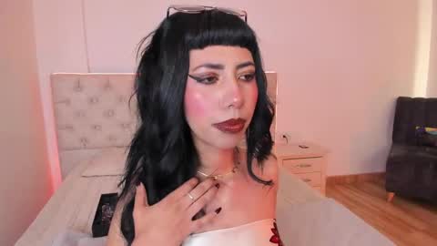 Snapshot of nina_fooxxx1 chatting on 04.24.26 Nina Fox online show from 04.24.26