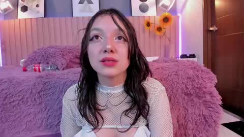 nina_ford_ online show from 04.14.26