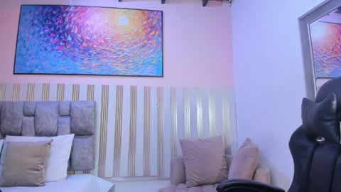 nina_glow_ online show from 04.06.26