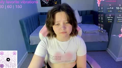 Snapshot of nina_lunaa chatting on 10.05.25 nina lunaa online show from 10.05.25