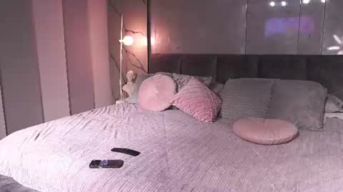 Angie online show from 06.25.26