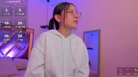 Nina myers online show from 11.21.25