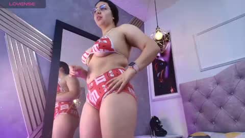 nina_scott_ online show from 04.30.26