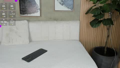 NINA online show from 12.26.24