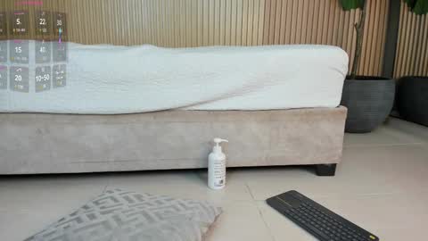 NINA online show from 02.25.25