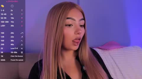 Nina Angel online show from 03.03.26