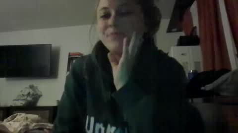 Snapshot of ninabeanzz chatting on 09.24.25 ninabeanzz online show from 09.24.25