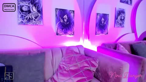 Snapshot of ninadanger chatting on 12.04.24 Heyyy guys Im Ninas crazy online show from 12.04.24