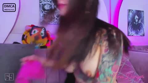 Snapshot of ninadanger chatting on 01.09.25 Heyyy guys Im Ninas crazy online show from 01.09.25