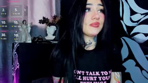  Heyyy guys Im Ninas crazy  online show from 12.22.25