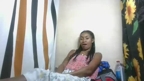 ninaeaa online show from 11.22.25