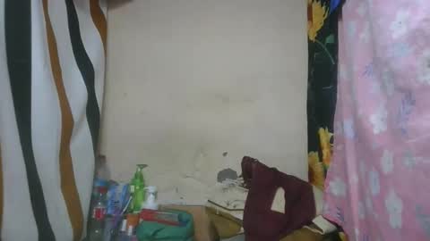 ninaeaa online show from 12.16.25