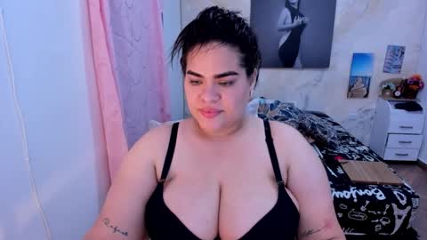 NinaFuentes online show from 02.01.26
