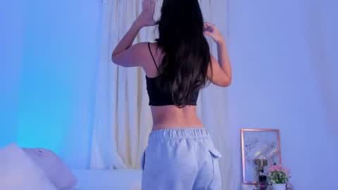 ninahtx online show from 04.01.26