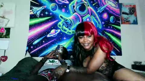 Snapshot of ninakhalifa chatting on 11.16.25 ninakhalifa online show from 11.16.25