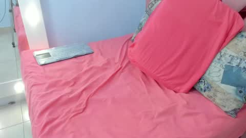 Nina Medux online show from 02.28.25