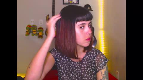 ninapellegrini17 online show from 10.12.25