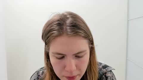 ninarihh online show from 10.29.25