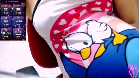 Snapshot of ninasecy2 chatting on 10.03.25 Nina online show from 10.03.25