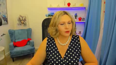 ninastarle online show from 02.20.26