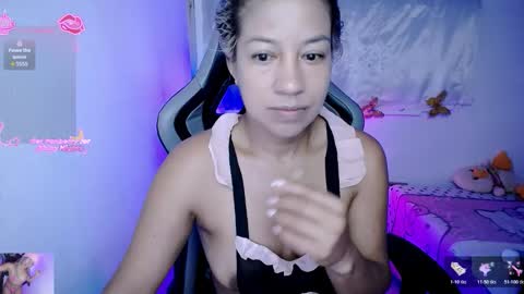 ninatinydoll1 online show from 11.25.25