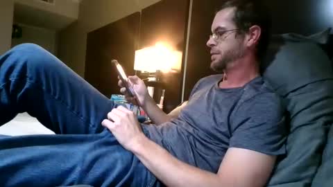 Snapshot of nineinchbronco chatting on 10.11.25 nineinchbronco online show from 10.11.25