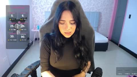 Snapshot of ninfa_ch chatting on 01.18.25 Ninfa online show from 01.18.25