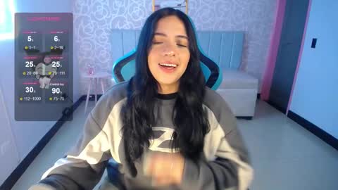 Snapshot of ninfa_ch chatting on 01.21.25 Ninfa online show from 01.21.25