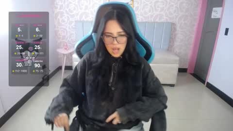 Snapshot of ninfa_ch chatting on 02.22.25 Ninfa online show from 02.22.25