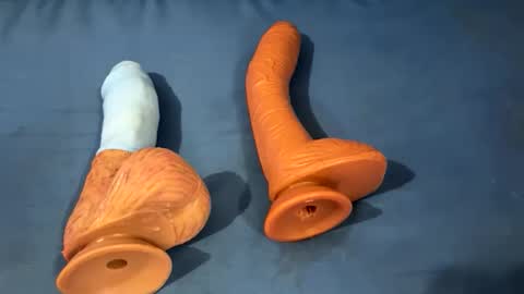 Snapshot of ninfo_puta chatting on 10.30.25 Ninfo Puta online show from 10.30.25