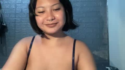 nini_luvskorn online show from 07.06.26