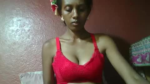 Snapshot of ninie246746 chatting on 01.15.25 ninie246746 online show from 01.15.25