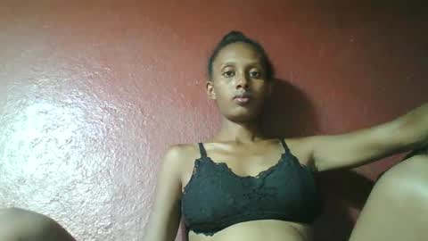 Snapshot of ninie246746 chatting on 01.26.25 ninie246746 online show from 01.26.25