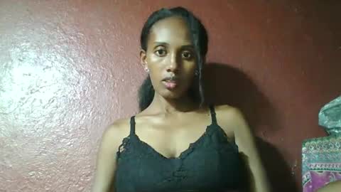 Snapshot of ninie246746 chatting on 02.18.25 ninie246746 online show from 02.18.25