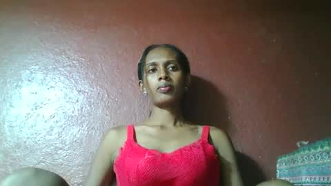 Snapshot of ninie246746 chatting on 02.21.25 ninie246746 online show from 02.21.25