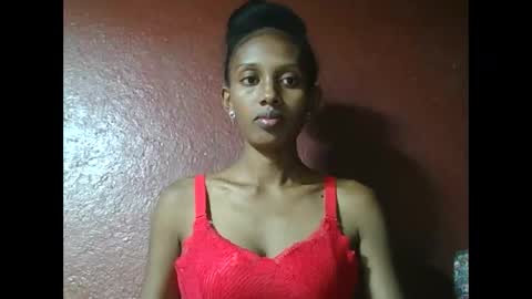 Snapshot of ninie246746 chatting on 02.22.25 ninie246746 online show from 02.22.25