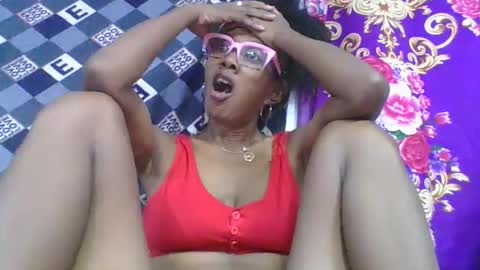 ninie246746 online show from 04.14.26