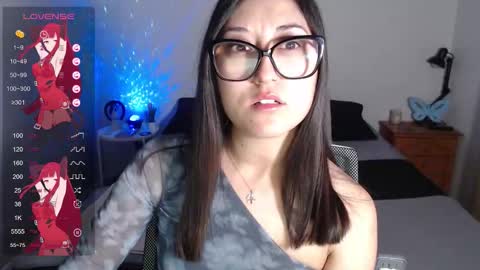 Ninimoon online show from 10.06.25