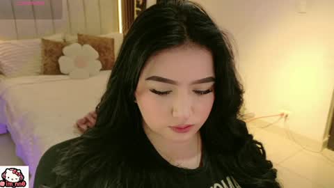 Snapshot of ninna_sweet_ chatting on 04.21.26 Nina online show from 04.21.26