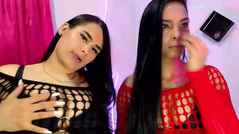 Snapshot of ninoska_14 chatting on 02.10.25 Agatha love online show from 02.10.25