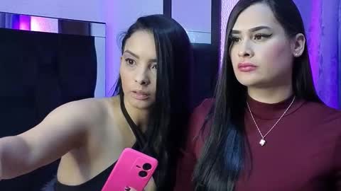 Snapshot of ninoska_14 chatting on 10.17.25 Agatha love online show from 10.17.25