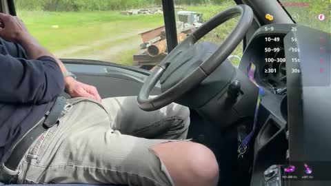 Snapshot of ninosolo_35 chatting on 04.10.26 ninosolo 35 online show from 04.10.26