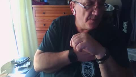 Dennis online show from 12.01.25