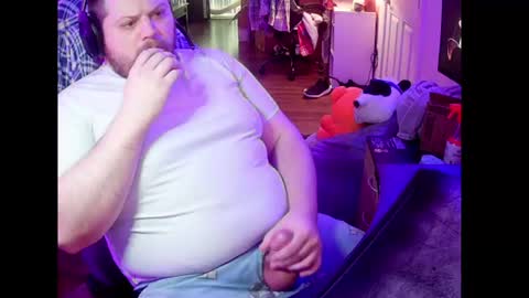 Snapshot of nippsino95 chatting on 06.14.26 HungStepSon online show from 06.14.26